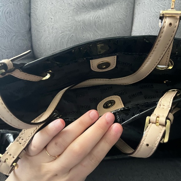Michael Kors Glossy Black Tote with Tan Handles - Picture 2 of 6